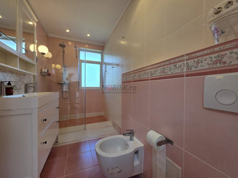 Corbeanca, refugiu verde, vila premium cu gradina matura